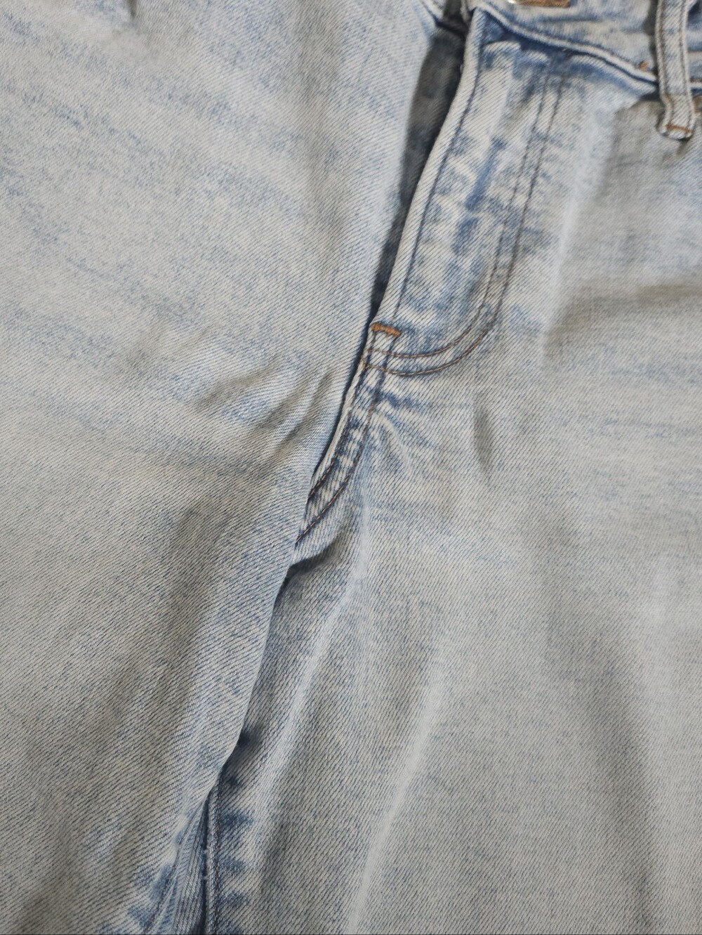 Express Boyfriend Mid Rise Jeans Size 10 R - Picture 5 of 9